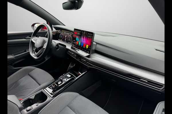 Volkswagen Golf 1.5 eHybrid 204PK PHEV 50 JAREN EDITIE CAMERA/ALCANTARA/TREKHAAK/HEAD-UP