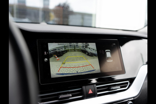 Kia Niro 1.6 GDi Hybrid DynamicLine | Navigatie | Achteruitrijcamera | Trekhaak |