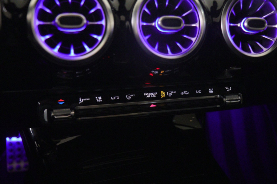 Mercedes-Benz A-Klasse 250 e Premium Plus AMG NIGHT PAKKET PANO/BLACKSTYLE/CARPLAY/CAM/BOMVOL