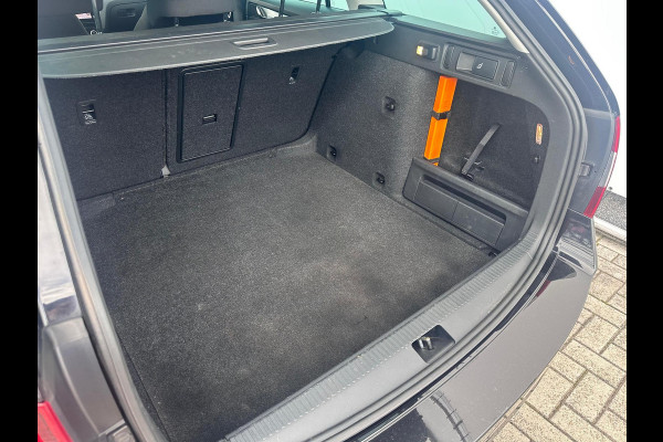 Škoda Octavia Combi 1.0 TSI Greentech Ambition Business NAVI| STOELVERWARMING | CARPLAY | ECC