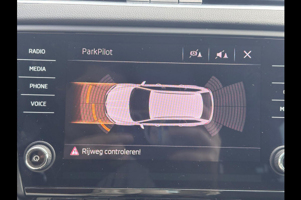 Škoda Octavia Combi 1.0 TSI Greentech Ambition Business NAVI| STOELVERWARMING | CARPLAY | ECC