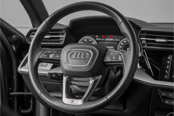 Audi A3 Sportback 40 TFSI e S-Line ACC Matrix LED B&O Ambiente Trekhaak 18"