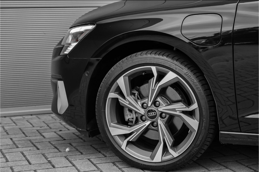 Audi A3 Sportback 40 TFSI e S-Line ACC Matrix LED B&O Ambiente Trekhaak 18"