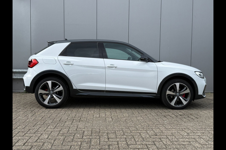 Audi A1 citycarver 30 TFSI epic | Automaat | S-Line | Apple Car Play | Parkeercamera | Adaptive Cruise Control | BOMVOL!