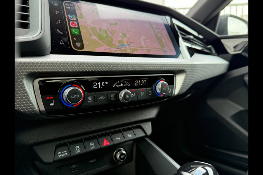 Audi A1 citycarver 30 TFSI epic | Automaat | S-Line | Apple Car Play | Parkeercamera | Adaptive Cruise Control | BOMVOL!