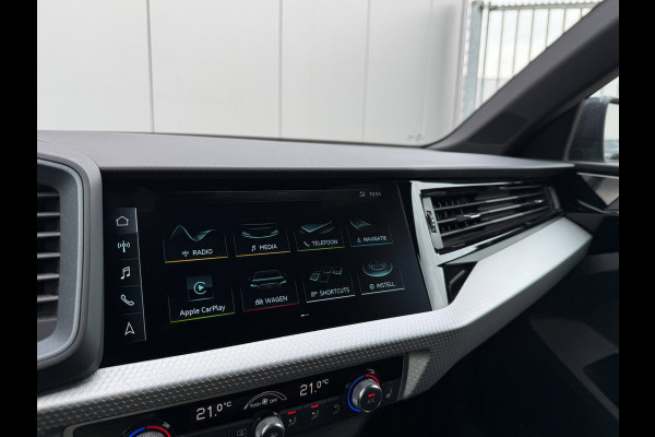 Audi A1 citycarver 30 TFSI epic | Automaat | S-Line | Apple Car Play | Parkeercamera | Adaptive Cruise Control | BOMVOL!