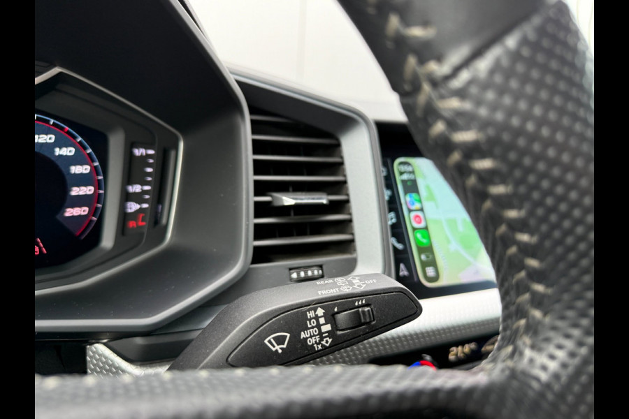 Audi A1 citycarver 30 TFSI epic | Automaat | S-Line | Apple Car Play | Parkeercamera | Adaptive Cruise Control | BOMVOL!