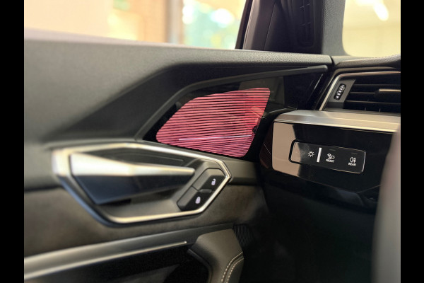 Audi e-tron 55 quattro S-line edition 95 kWh | 408PK | Pano | Trekhaak | 360 | Ambient+ |MMI+ | HuD |Tour Pakket | Luchtvering