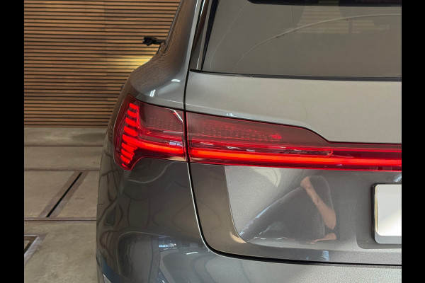 Audi e-tron 55 quattro S-line edition 95 kWh | 408PK | Pano | Trekhaak | 360 | Ambient+ |MMI+ | HuD |Tour Pakket | Luchtvering