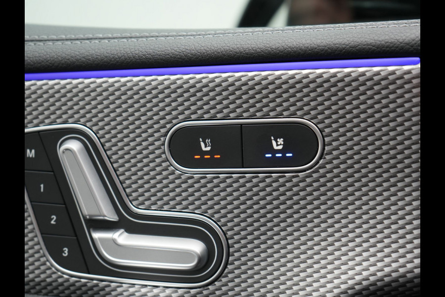 Mercedes-Benz A-Klasse 250 e Premium PHEV 218pk Dealer O.H | Trekhaak Af Fabriek | Panodak | Adaptive Cruise | Multibeam LED | Burmester Audio | 360 Camera | Lederen Sportstoelen Massage & Memory | Keyless | Stuur & Stoelverwarming | Apple Carplay |  Navigatie | Virtual | DAB | 18"L.M | Plug In Hybrid |
