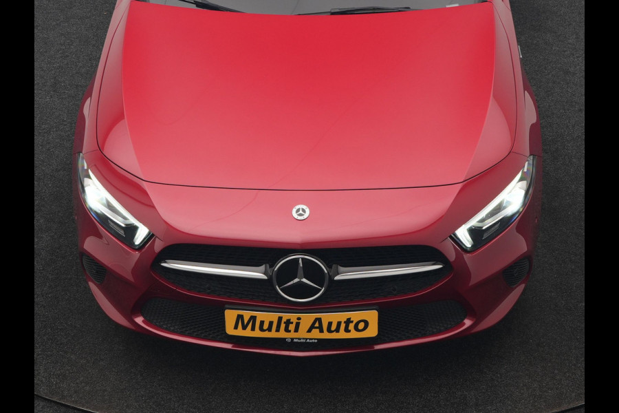 Mercedes-Benz A-Klasse 250 e Premium PHEV 218pk Dealer O.H | Trekhaak Af Fabriek | Panodak | Adaptive Cruise | Multibeam LED | Burmester Audio | 360 Camera | Lederen Sportstoelen Massage & Memory | Keyless | Stuur & Stoelverwarming | Apple Carplay |  Navigatie | Virtual | DAB | 18"L.M | Plug In Hybrid |