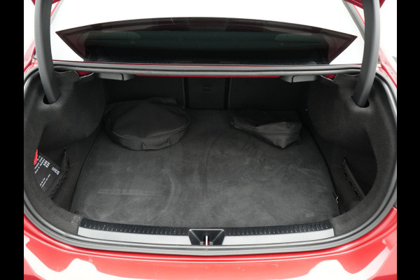 Mercedes-Benz A-Klasse 250 e Premium PHEV 218pk Dealer O.H | Trekhaak Af Fabriek | Panodak | Adaptive Cruise | Multibeam LED | Burmester Audio | 360 Camera | Lederen Sportstoelen Massage & Memory | Keyless | Stuur & Stoelverwarming | Apple Carplay |  Navigatie | Virtual | DAB | 18"L.M | Plug In Hybrid |