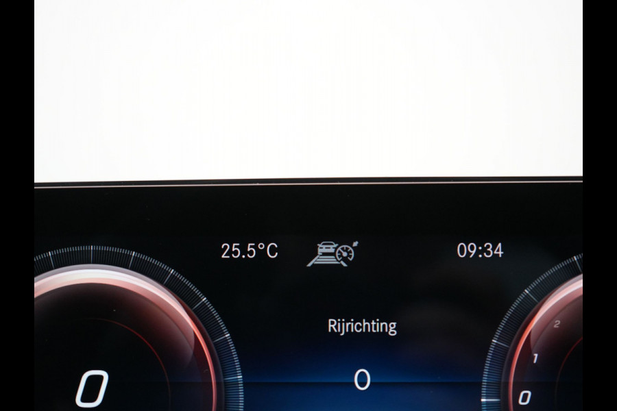 Mercedes-Benz A-Klasse 250 e Premium PHEV 218pk Dealer O.H | Trekhaak Af Fabriek | Panodak | Adaptive Cruise | Multibeam LED | Burmester Audio | 360 Camera | Lederen Sportstoelen Massage & Memory | Keyless | Stuur & Stoelverwarming | Apple Carplay |  Navigatie | Virtual | DAB | 18"L.M | Plug In Hybrid |