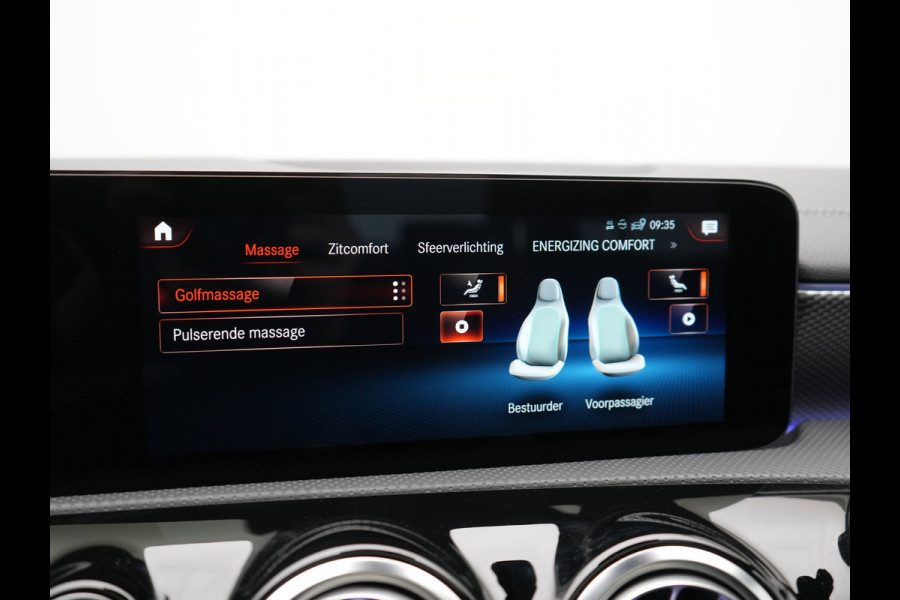 Mercedes-Benz A-Klasse 250 e Premium PHEV 218pk Dealer O.H | Trekhaak Af Fabriek | Panodak | Adaptive Cruise | Multibeam LED | Burmester Audio | 360 Camera | Lederen Sportstoelen Massage & Memory | Keyless | Stuur & Stoelverwarming | Apple Carplay |  Navigatie | Virtual | DAB | 18"L.M | Plug In Hybrid |
