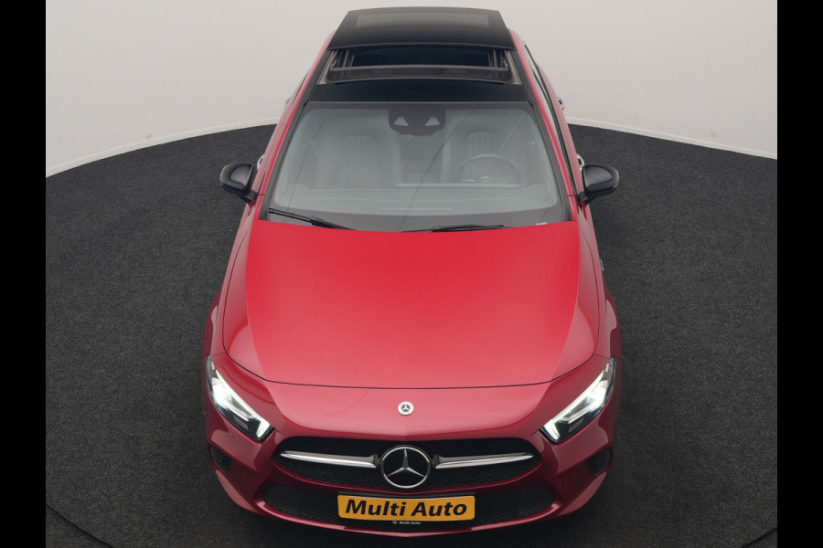 Mercedes-Benz A-Klasse 250 e Premium PHEV 218pk Dealer O.H | Trekhaak Af Fabriek | Panodak | Adaptive Cruise | Multibeam LED | Burmester Audio | 360 Camera | Lederen Sportstoelen Massage & Memory | Keyless | Stuur & Stoelverwarming | Apple Carplay |  Navigatie | Virtual | DAB | 18"L.M | Plug In Hybrid |