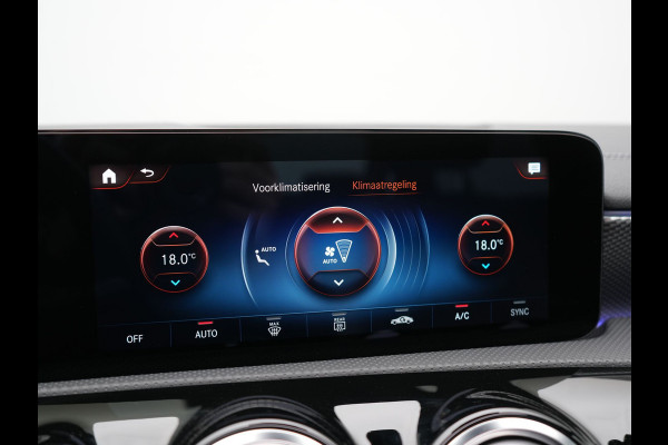 Mercedes-Benz A-Klasse 250 e Premium PHEV 218pk Dealer O.H | Trekhaak Af Fabriek | Panodak | Adaptive Cruise | Multibeam LED | Burmester Audio | 360 Camera | Lederen Sportstoelen Massage & Memory | Keyless | Stuur & Stoelverwarming | Apple Carplay |  Navigatie | Virtual | DAB | 18"L.M | Plug In Hybrid |