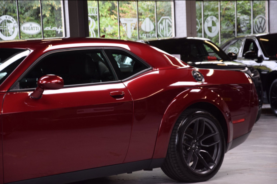 Dodge CHALLENGER R/T SCAT PACK 6.4 ltr V8 492PK
