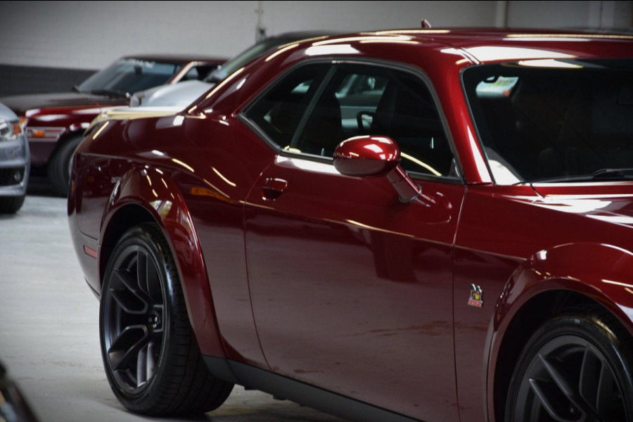 Dodge CHALLENGER R/T SCAT PACK 6.4 ltr V8 492PK