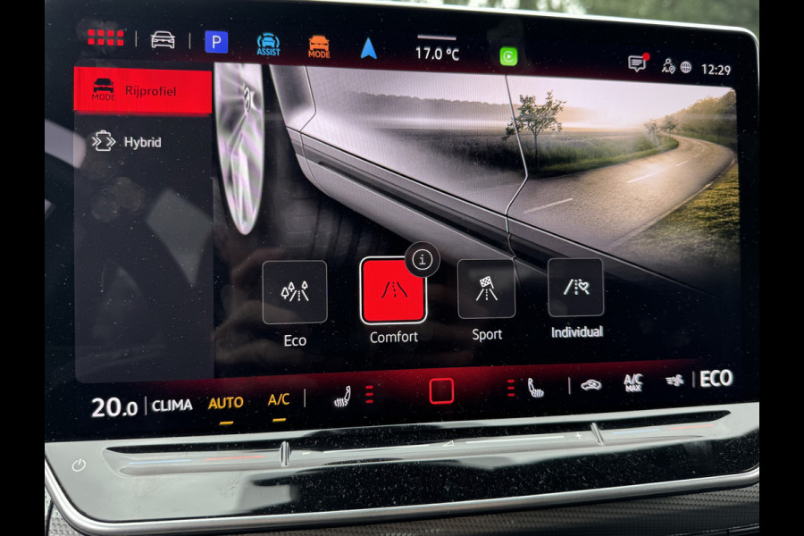 Volkswagen Golf 1.5 eHybrid 204PK PHEV 50 JAREN EDITIE CAMERA/ALCANTARA/TREKHAAK/HEAD-UP