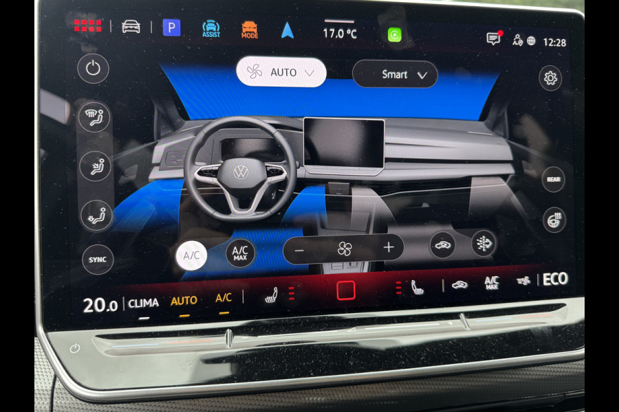 Volkswagen Golf 1.5 eHybrid 204PK PHEV 50 JAREN EDITIE CAMERA/ALCANTARA/TREKHAAK/HEAD-UP