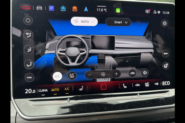 Volkswagen Golf 1.5 eHybrid 204PK PHEV 50 JAREN EDITIE CAMERA/ALCANTARA/TREKHAAK/HEAD-UP