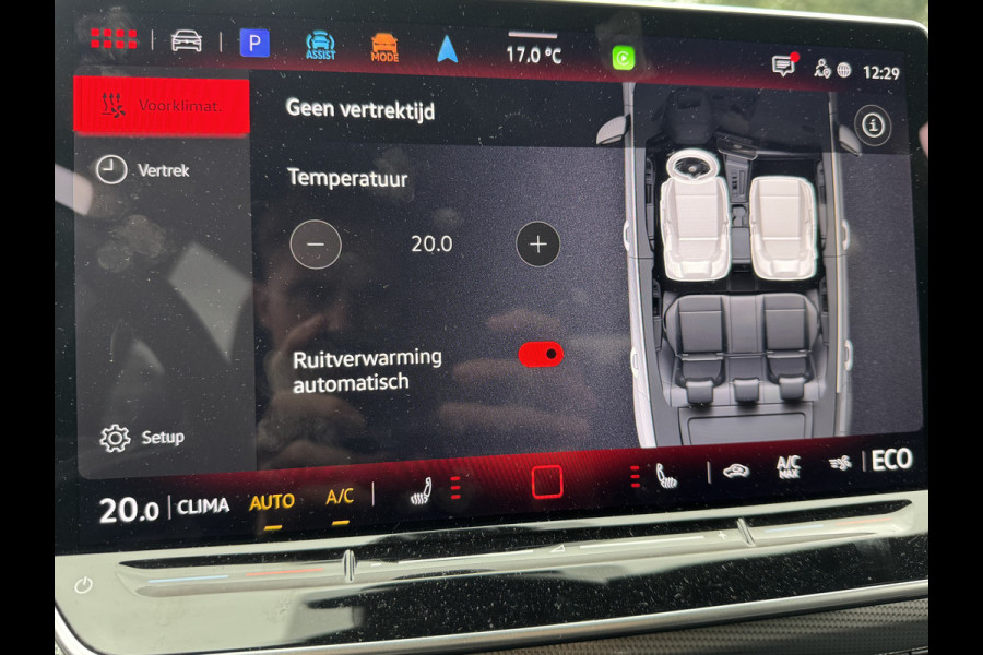 Volkswagen Golf 1.5 eHybrid 204PK PHEV 50 JAREN EDITIE CAMERA/ALCANTARA/TREKHAAK/HEAD-UP