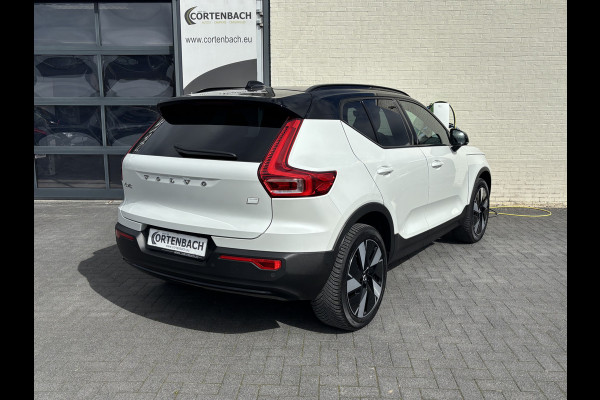 Volvo XC40 Single Motor Extended Range Plus 82 kWh | Zwenkbare trekhaak | Adaptieve cruise | Blis | Full-LED |