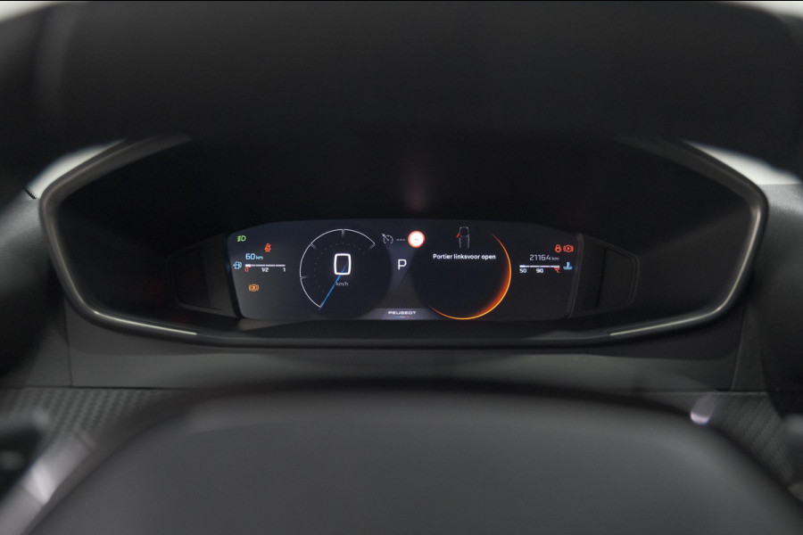 Peugeot 2008 1.2 Hybrid 145 Allure | Apple Carplay | Climate Control | Parkeersensoren Voor + Achter
