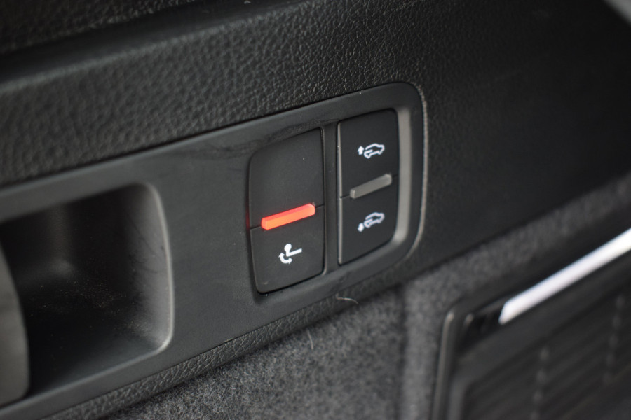 Audi Q5 55 TFSI e S-line | Luchtvering | Pano | RS stoelen | B&O | Head-Up | Trekhaak