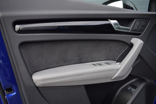 Audi Q5 55 TFSI e S-line | Luchtvering | Pano | RS stoelen | B&O | Head-Up | Trekhaak
