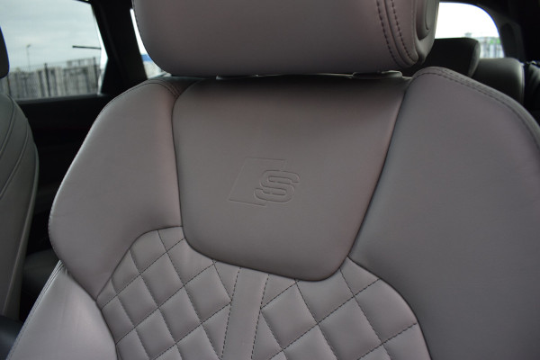 Audi Q5 55 TFSI e S-line | Luchtvering | Pano | RS stoelen | B&O | Head-Up | Trekhaak