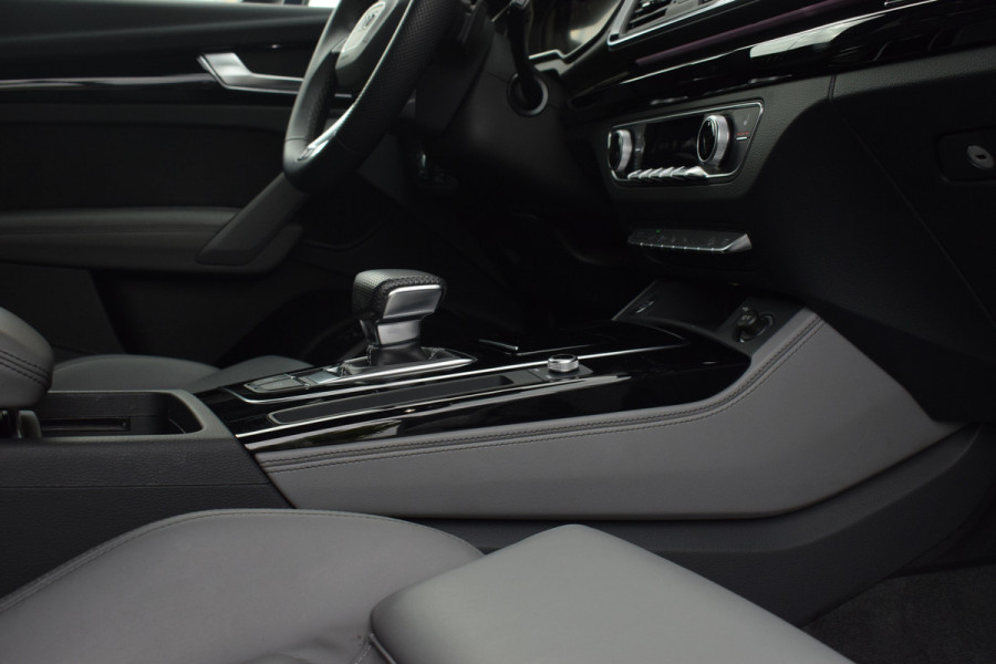 Audi Q5 55 TFSI e S-line | Luchtvering | Pano | RS stoelen | B&O | Head-Up | Trekhaak