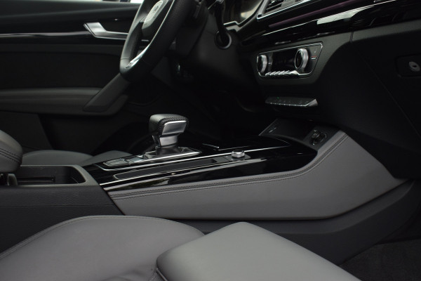 Audi Q5 55 TFSI e S-line | Luchtvering | Pano | RS stoelen | B&O | Head-Up | Trekhaak