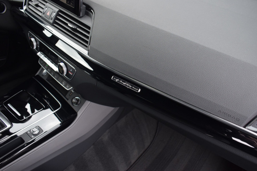 Audi Q5 55 TFSI e S-line | Luchtvering | Pano | RS stoelen | B&O | Head-Up | Trekhaak