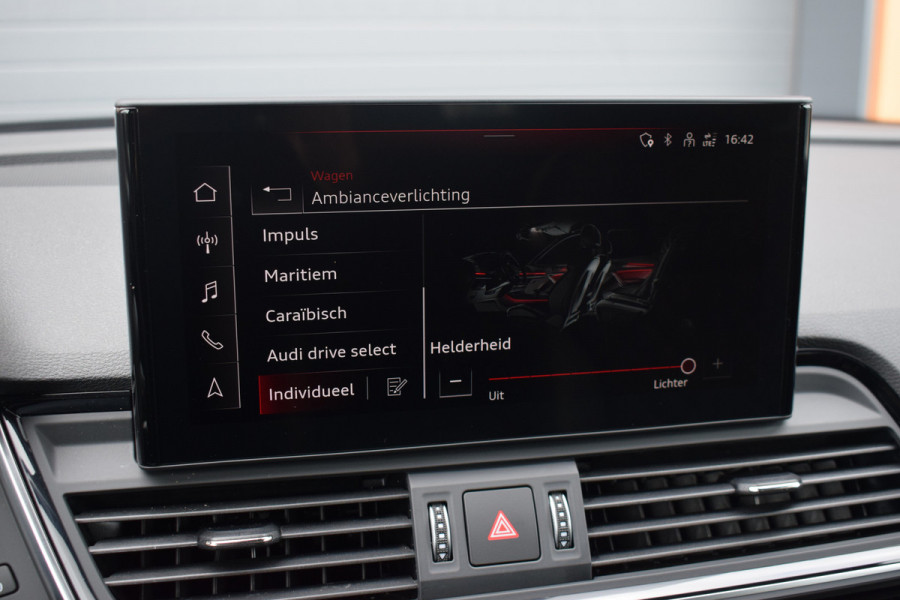 Audi Q5 55 TFSI e S-line | Luchtvering | Pano | RS stoelen | B&O | Head-Up | Trekhaak