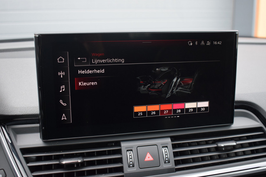Audi Q5 55 TFSI e S-line | Luchtvering | Pano | RS stoelen | B&O | Head-Up | Trekhaak