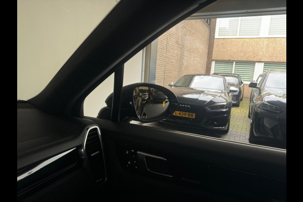 Porsche Cayenne 3.0 E-Hybrid Pano|Techart|360|Stoelventilatie|Sportdesign|PDLS+