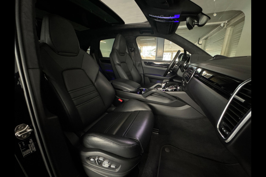 Porsche Cayenne 3.0 E-Hybrid Pano|Techart|360|Stoelventilatie|Sportdesign|PDLS+
