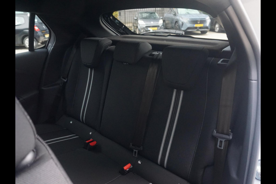 Opel Corsa 1.2 Turbo 110 Hybrid GS |  Stoel en Stuurverwarming | ACC | 17 " |  ECC | Navi full map | Groot voorraad voordeel | tot 8 jaar Opel Speciale garantie ! |