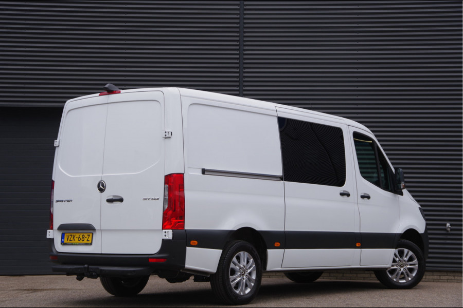 Mercedes-Benz Sprinter 317 1.9 CDI L2H1 DC-5P, AUT. LEDER, LUCHTVERING, TREKHAAK, CAMERA, CRUISE, CLIMA, DUBBELE CABINE, DUBBEL CABINE, NL AUTO, NAP