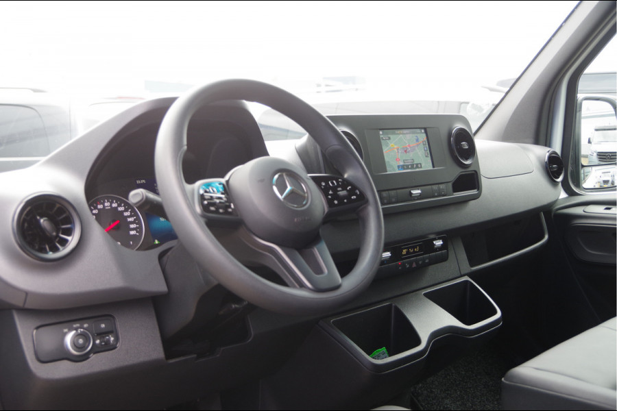 Mercedes-Benz Sprinter 317 1.9 CDI L2H1 DC-5P, AUT. LEDER, LUCHTVERING, TREKHAAK, CAMERA, CRUISE, CLIMA, DUBBELE CABINE, DUBBEL CABINE, NL AUTO, NAP