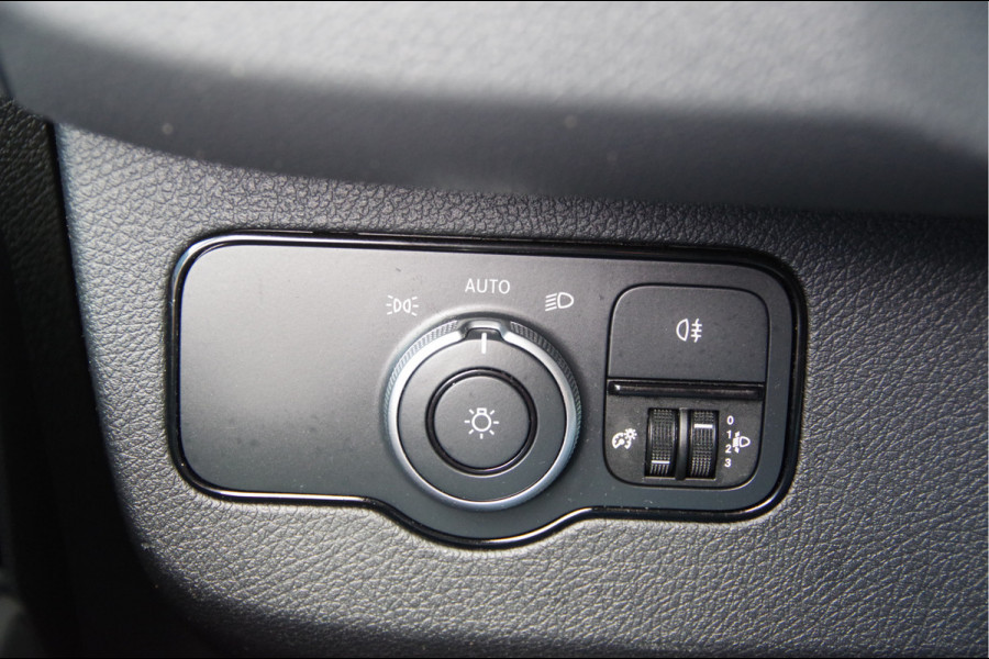 Mercedes-Benz Sprinter 317 1.9 CDI L2H1 DC-5P, AUT. LEDER, LUCHTVERING, TREKHAAK, CAMERA, CRUISE, CLIMA, DUBBELE CABINE, DUBBEL CABINE, NL AUTO, NAP