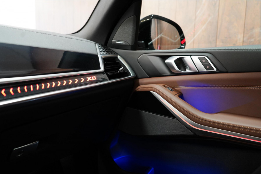 BMW X5 xDrive50e BTW|M-Sport|PANO|HUD|SkyLounge|H&K|Trekhaak