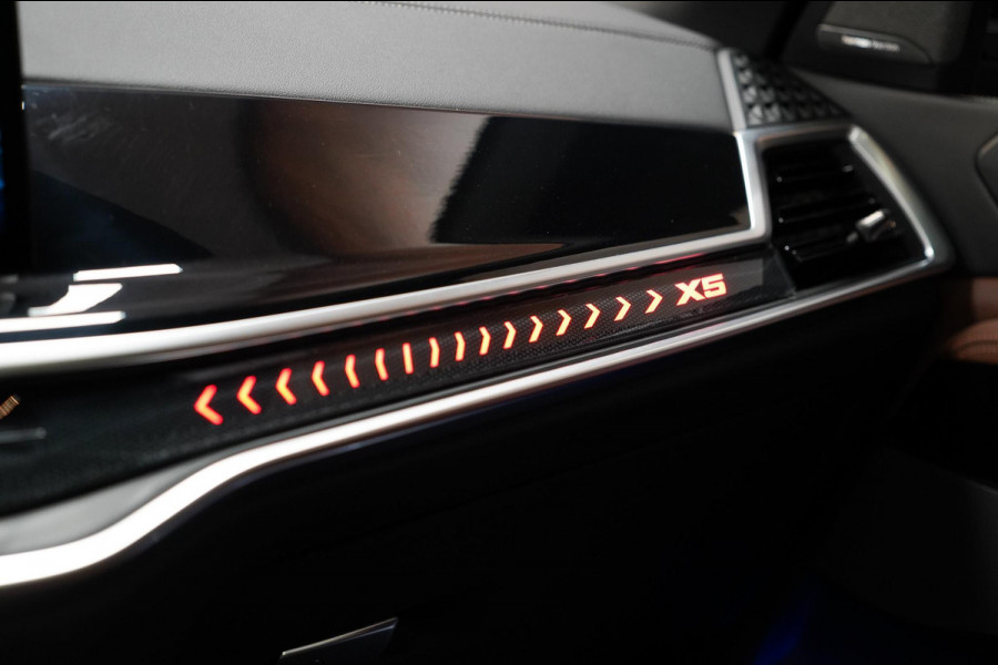 BMW X5 xDrive50e BTW|M-Sport|PANO|HUD|SkyLounge|H&K|Trekhaak