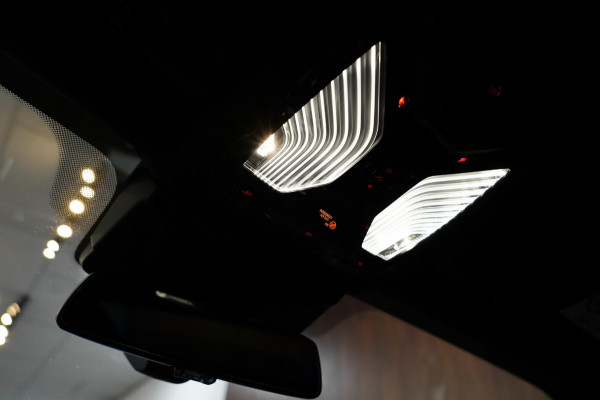 BMW X5 xDrive50e BTW|M-Sport|PANO|HUD|SkyLounge|H&K|Trekhaak