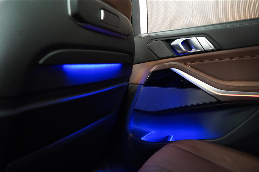 BMW X5 xDrive50e BTW|M-Sport|PANO|HUD|SkyLounge|H&K|Trekhaak