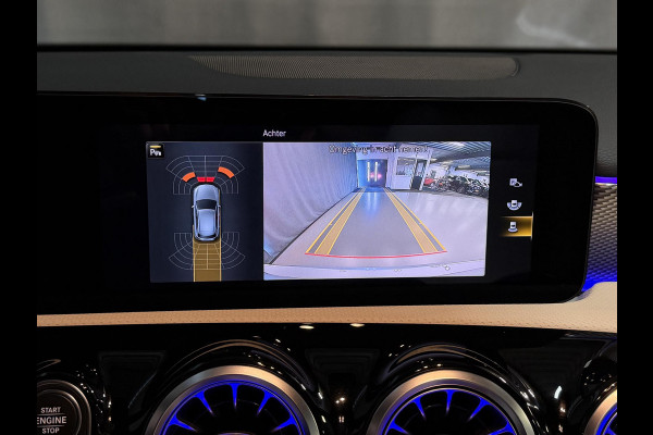 Mercedes-Benz A-Klasse 250 e Business Solution Luxury Limited 17"/Panoramadak/Leder + memory/Stoelverwarming/Camera/Dodehoek/Keyless/Matrix LED