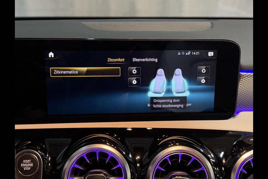 Mercedes-Benz A-Klasse 250 e Business Solution Luxury Limited 17"/Panoramadak/Leder + memory/Stoelverwarming/Camera/Dodehoek/Keyless/Matrix LED