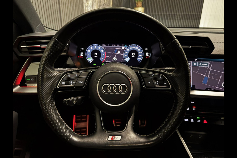 Audi A3 Sportback 45 TFSI e 3x S-line Competition|PANO|MATRIX|SFEER|CAMERA|KEYLESS