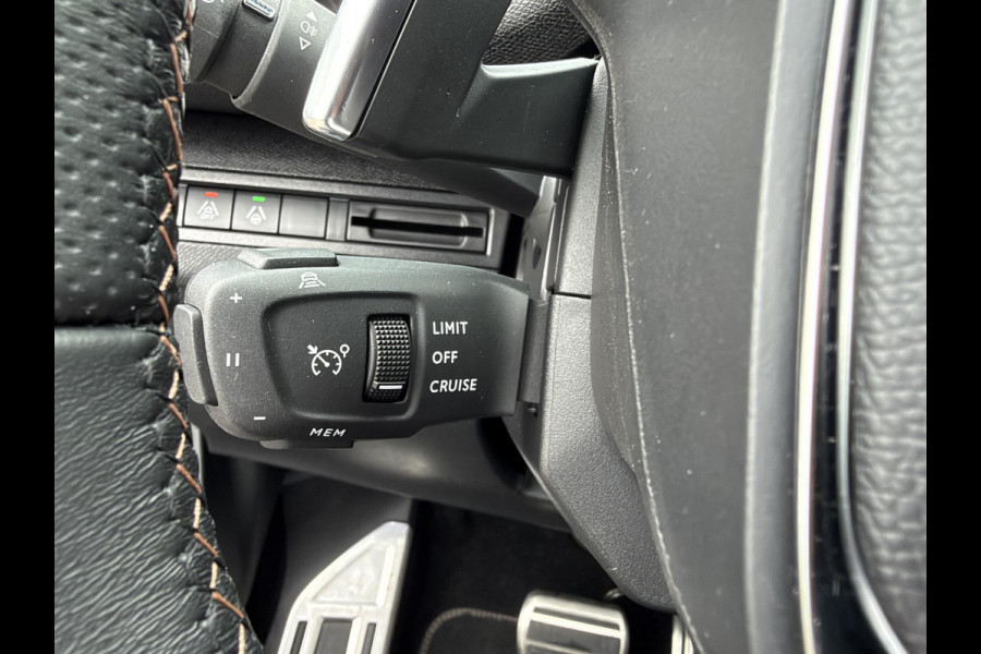 Peugeot 5008 1.2 GT HYBRID 136 7 PERSOONS| VAN:33.900,- VOOR:29.877,- UW HERFSTVOORDEEL:4.023,-| ADAPTIVE CRUISE CONTROL| 12.000KM! | STOELVERWARMING| RIJKLAARPRIJS INCL. 12 MND BOVAG GARANTIE|